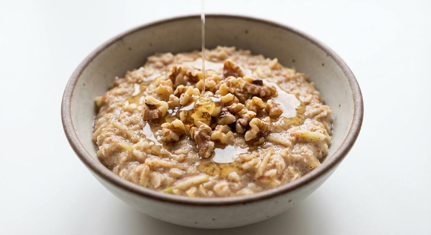 Owsianka z Jabłkiem, Miodem i Orzechami